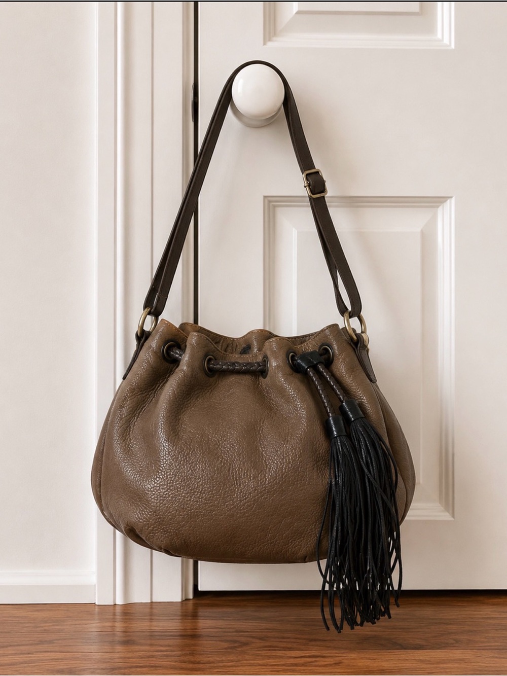 Diane Von Furstenberg Brown Leather Tassel bucket Shoulder Bag